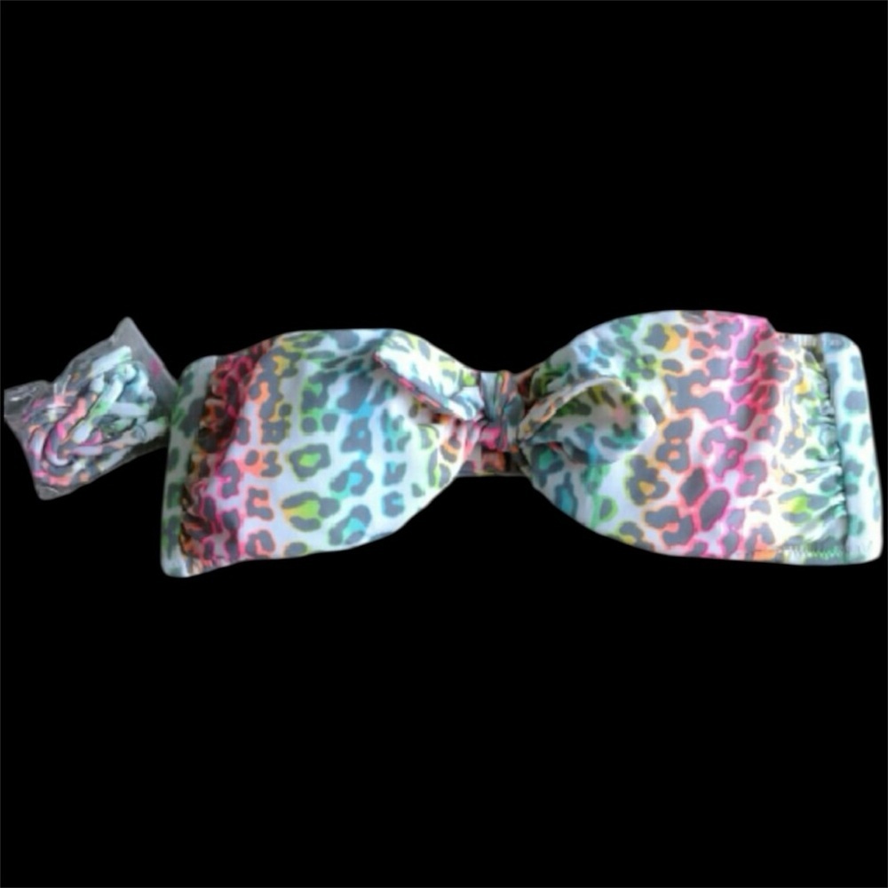 Victoria's Secret Colorful Leopard Bikini Top | Women’s Small | Animal print